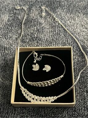 Silver Crystal Leaf Necklace, Bracelet & Earring Set